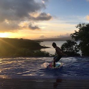 Meet your Posher, Grey